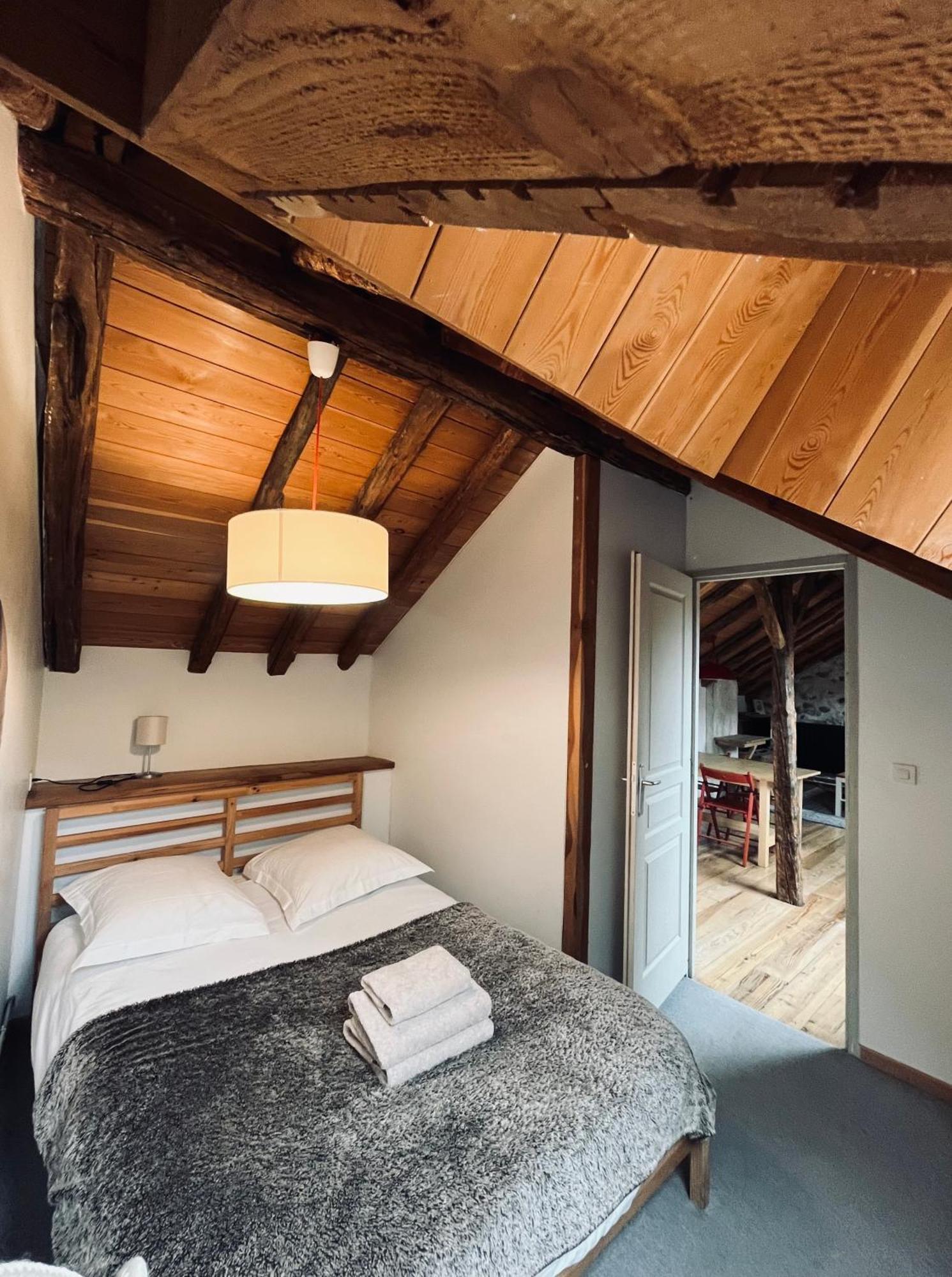 Appartement Duplex Avec Jardin Attenant Briançon Exterior foto